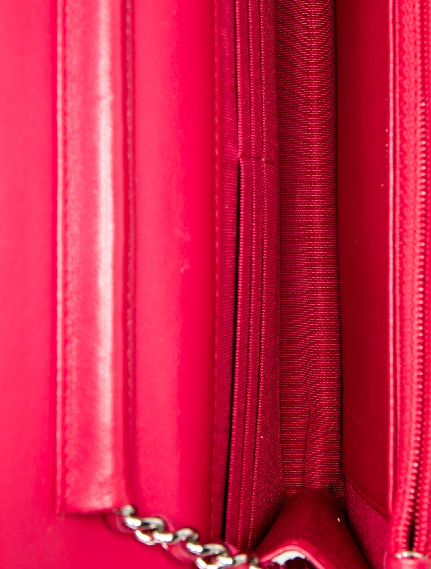 Chanel Classic Wallet On Chain